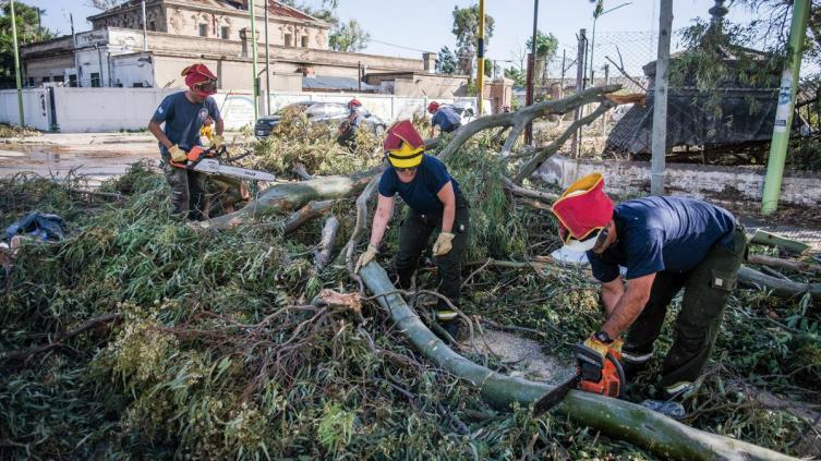 Restablecieron el suministro eléctrico del 69% de los clientes en Bahía Blanca