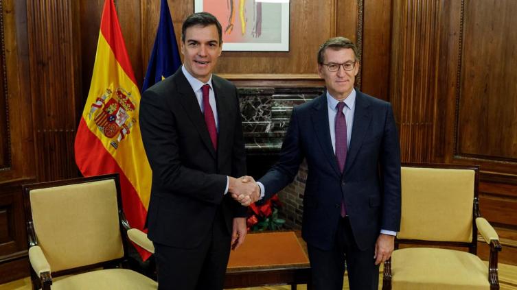 Sánchez se reunió con Feijóo y evitó una ruptura de las relaciones con la oposición