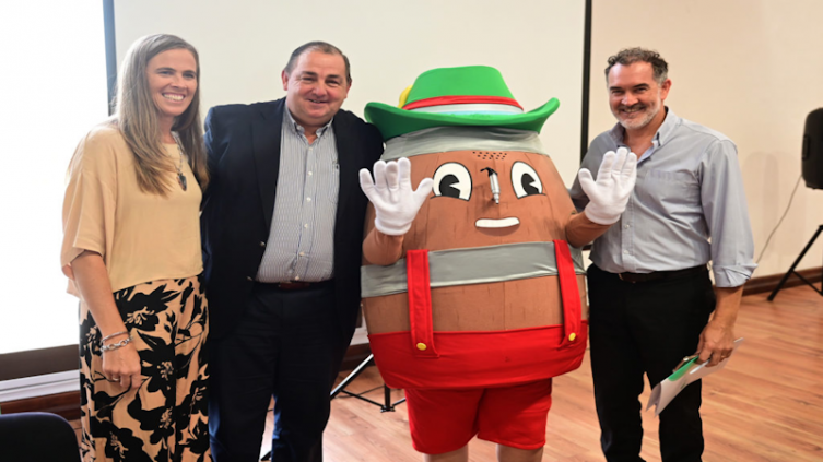 La Municipalidad presentó la agenda de verano