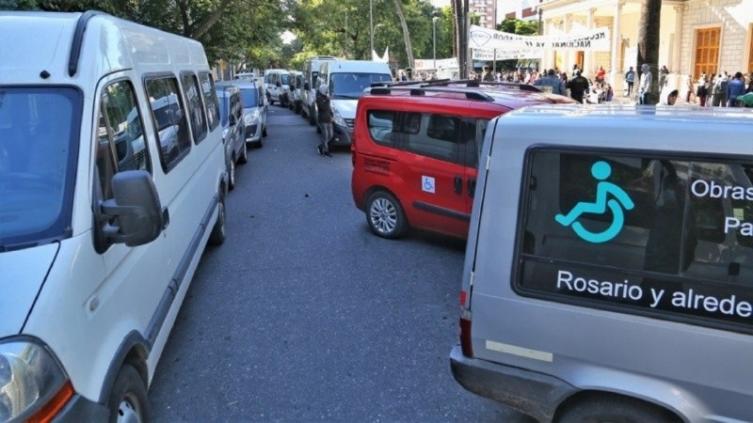 Por suba de costos, transportistas de personas con discapacidad cortarán el servicio desde enero