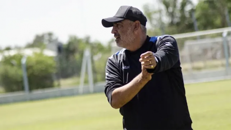 Iván Delfino acordó para ser el técnico de Colón