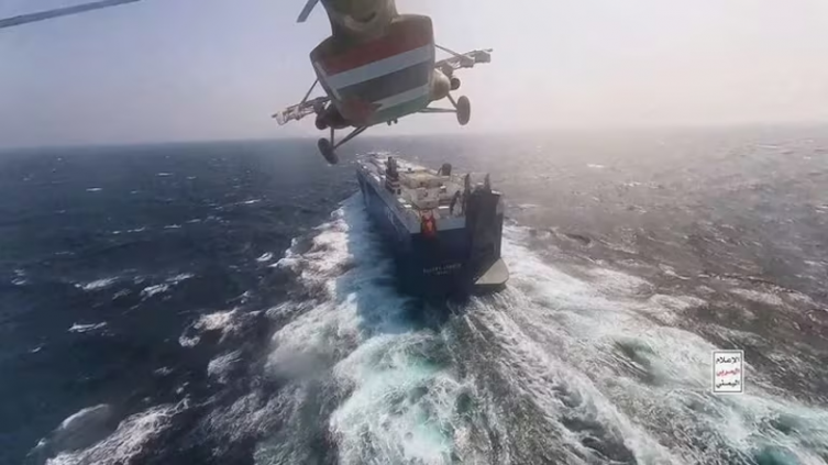 La guerra en Gaza se extiende al mar