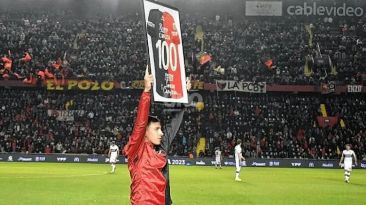 Colón hizo oficial la venta de Meza a Estudiantes