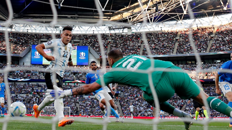 Argentina e Italia podrían jugar un amistoso