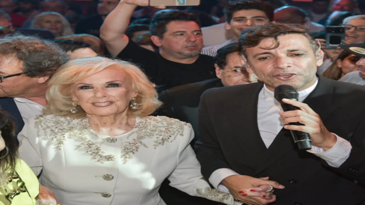 La emotiva canción que Martín Bossi le cantó a Mirtha Legrand 