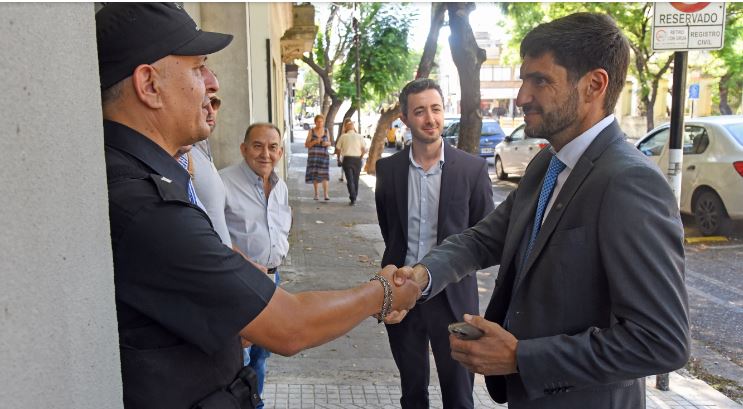 Pullaro: “Vamos a seguir adelante contra los delincuentes; no nos van a amedrentar”