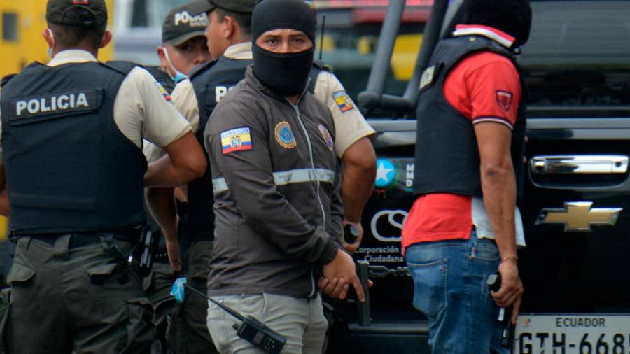 Ecuador mantiene la ofensiva militar sobre el narcotráfico en el cuarto día de 