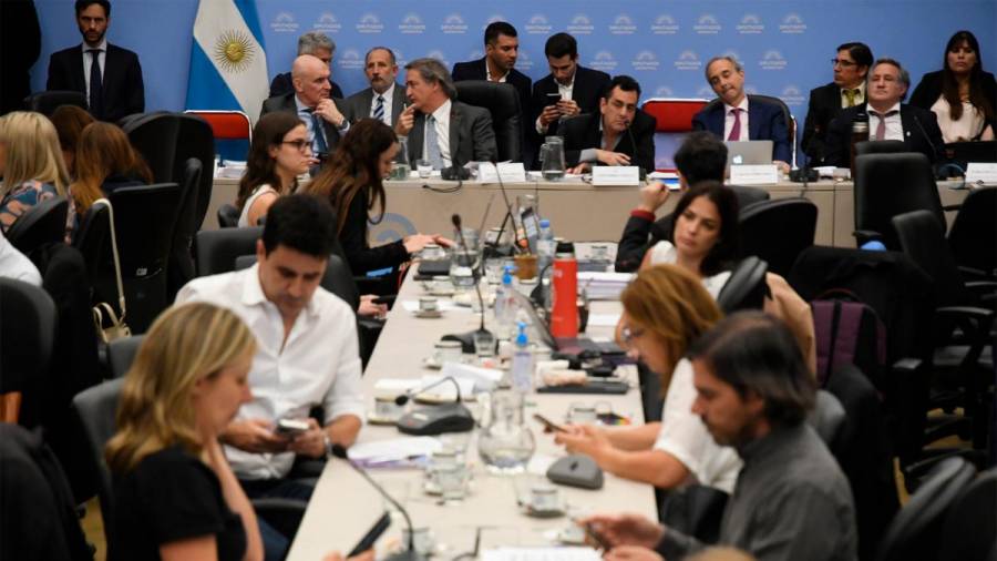 Diputados reanudará el lunes el análisis del proyecto de ley 