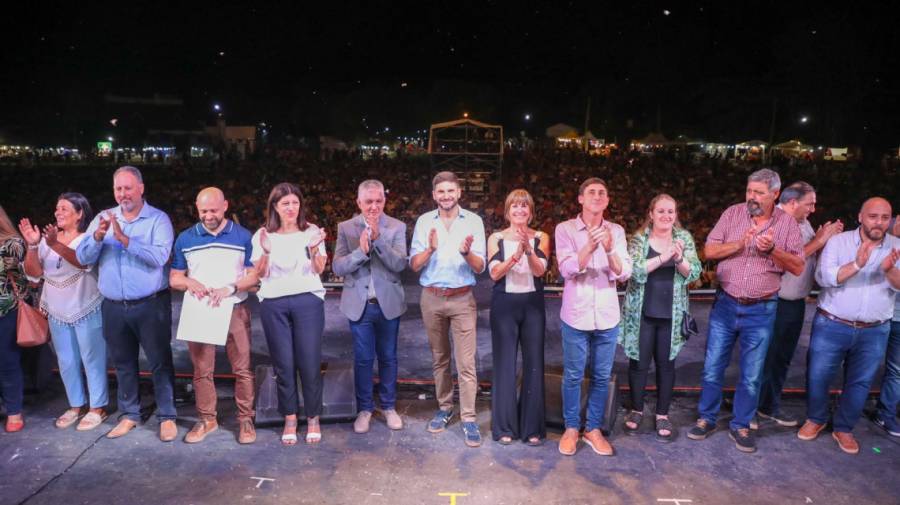 Pullaro: “Aquí hay un gobierno presente que va a acompañar a la comunidad que quiere salir adelante”