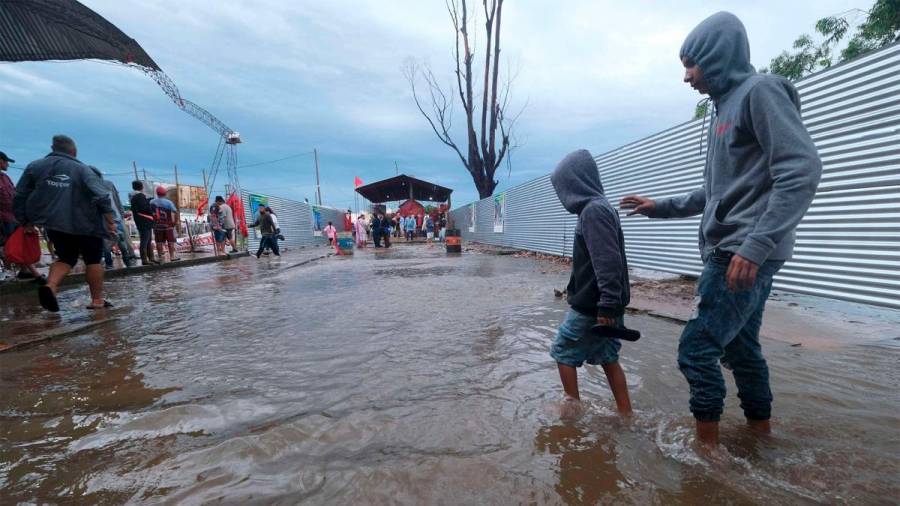 Permanecen evacuadas 328 personas por las lluvias y las inundaciones en Corrientes