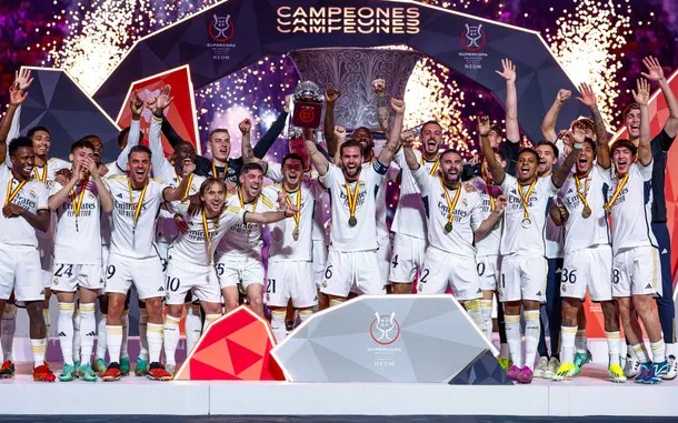 Real Madrid goleó al Barcelona y se quedó con la Supercopa de España