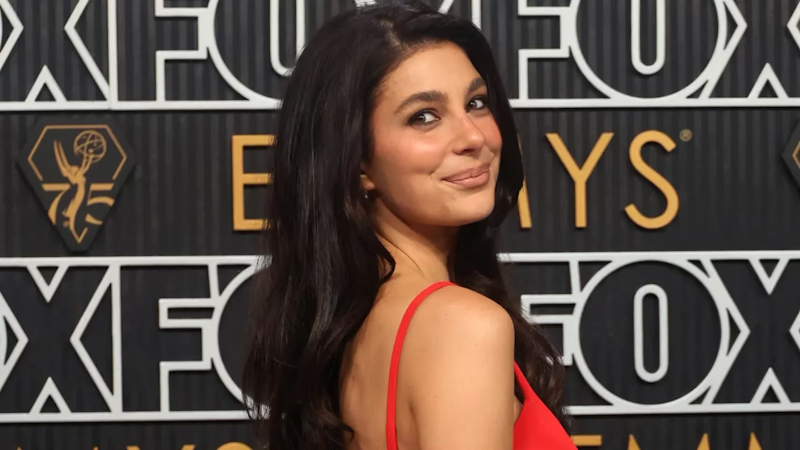 Camila Morrone en la alfombra roja de los Emmy: “¡Soy argentina!”