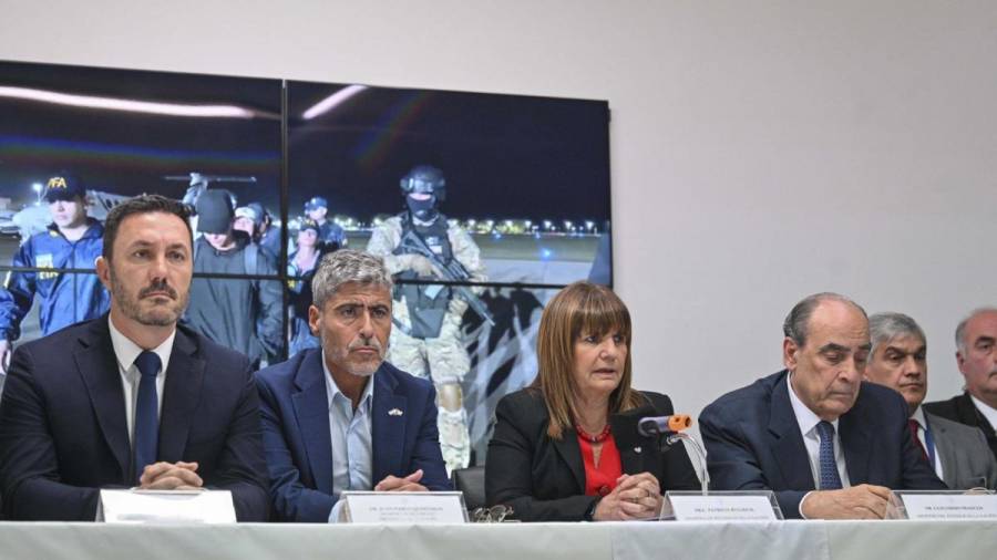 Deportan a Ecuador a la familia del narcotraficante José 