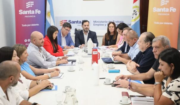 Paritaria: Provincia va a recomponer el salario docente en base a los ingresos reales