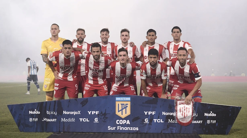 Paz, Mosqueira y Gamba: los destacados ante Racing