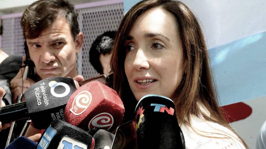 Villarruel se puso a disposición del gobernador de Chubut por el incendio en Los Alerces