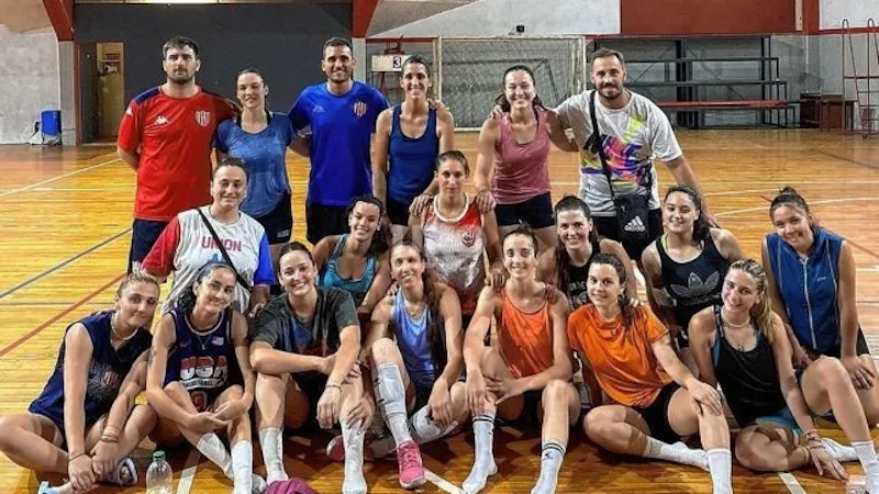 Vóley: Unión se prepara para el debut en la Liga Federal