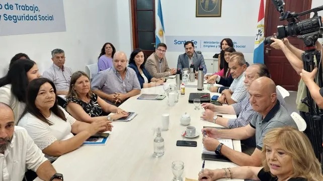 Luego de la intimación al gobierno por parte de los gremios, este viernes se reúne la paritaria docente
