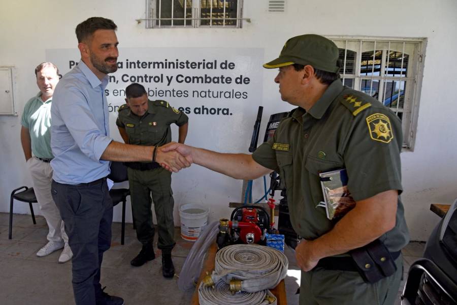 Provincia puso en funcionamiento un nuevo Faro de Conservación para monitorear incendios en los humedales