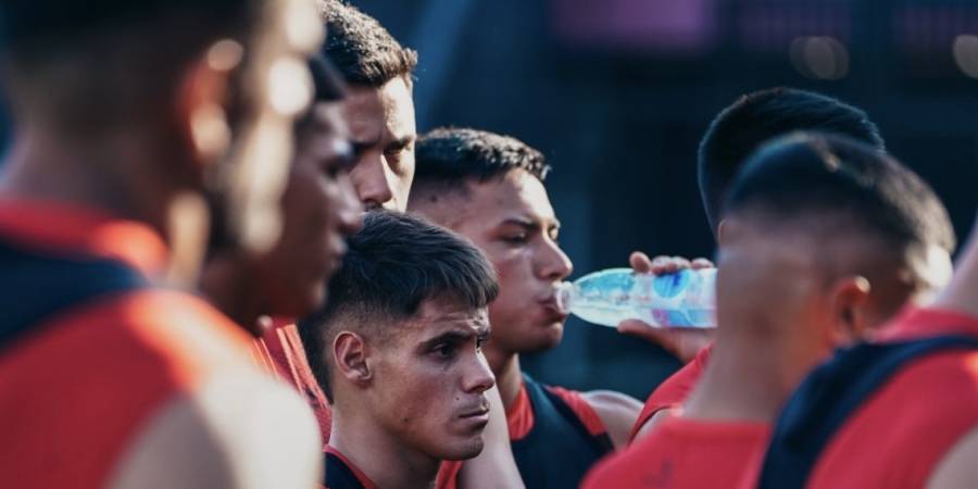 Colón tiene la lista de convocados para el debut en la Primera Nacional