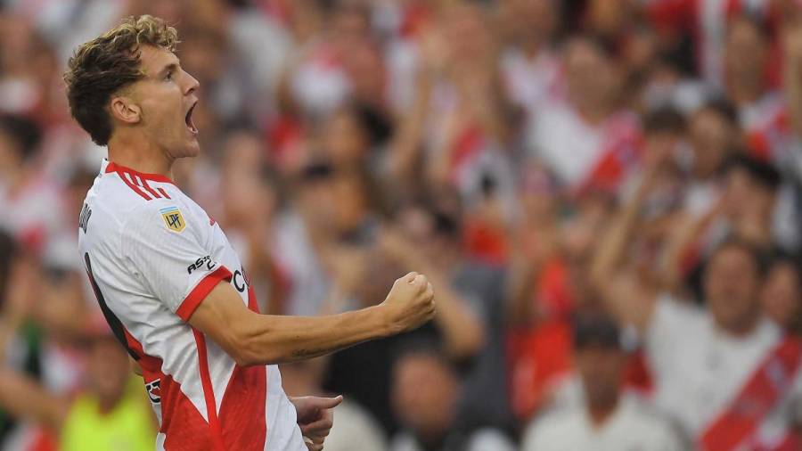 River fue una máquina y arrolló a Vélez en el Monumental