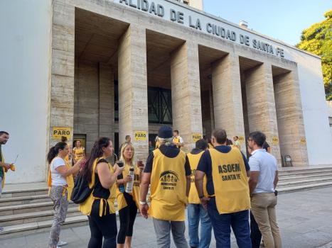 Asoem lleva adelante el paro por reclamos salariales