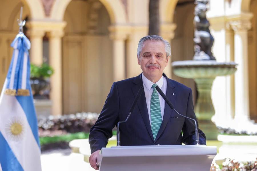 La Oficina Anticorrupción definirá si Alberto Fernández podrá percibir la jubilación vitalicia