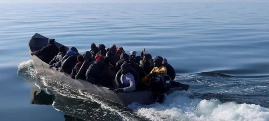 Naufragio de inmigrantes en Túnez: 13 muertos y 27 desaparecidos