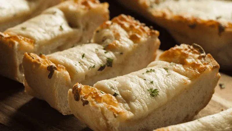 Receta de pan de ajo y queso sin harina