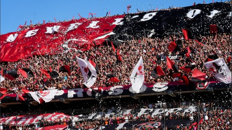 Newell's inició la reserva de populares para el clásico rosarino