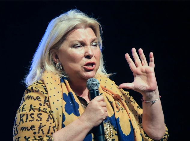 Carrió volvió a apuntar contra Gobierno: 