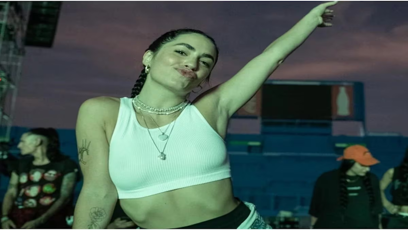 Lali Espósito fue a ver una obra de teatro y así reaccionó el público