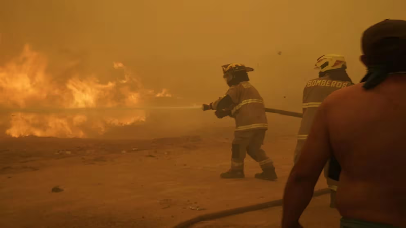 Chile: sube a 133 el balance provisional de muertos por los incendios