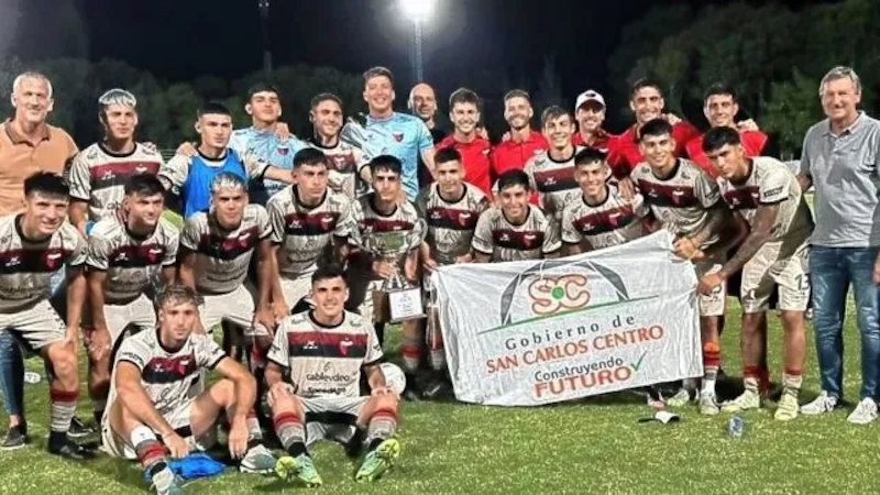 El Selectivo de Colón obtuvo una copa en San Carlos