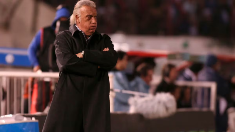 Basile reveló las internas en la Selección que provocaron su renuncia en 2008