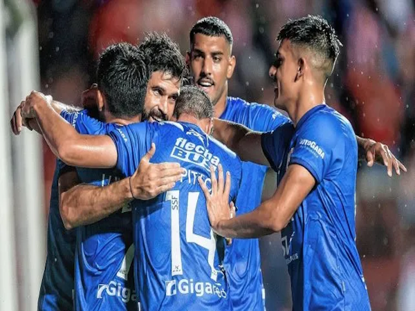 La posición de Unión con media Copa de la Liga disputada