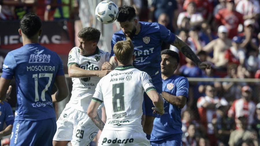 Sarmiento, sin margen, juega frente a Unión de Santa Fe