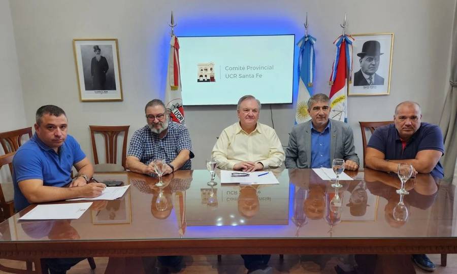 Unánime apoyo para que Felipe Michlig siga presidiendo el Comité Provincial de la UCR