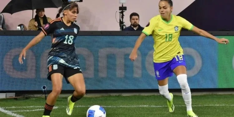 Argentina perdió el clásico con Brasil y quedó eliminada de la Golden Cup