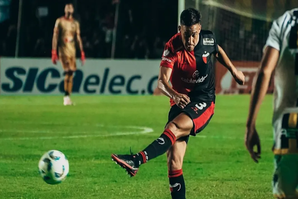 Castet se fue satisfecho con la victoria de Colón
