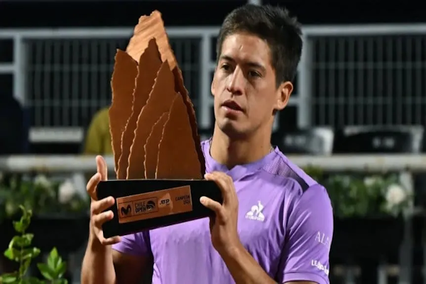 Sebastián Báez se consagró campeón del ATP de Santiago de Chile