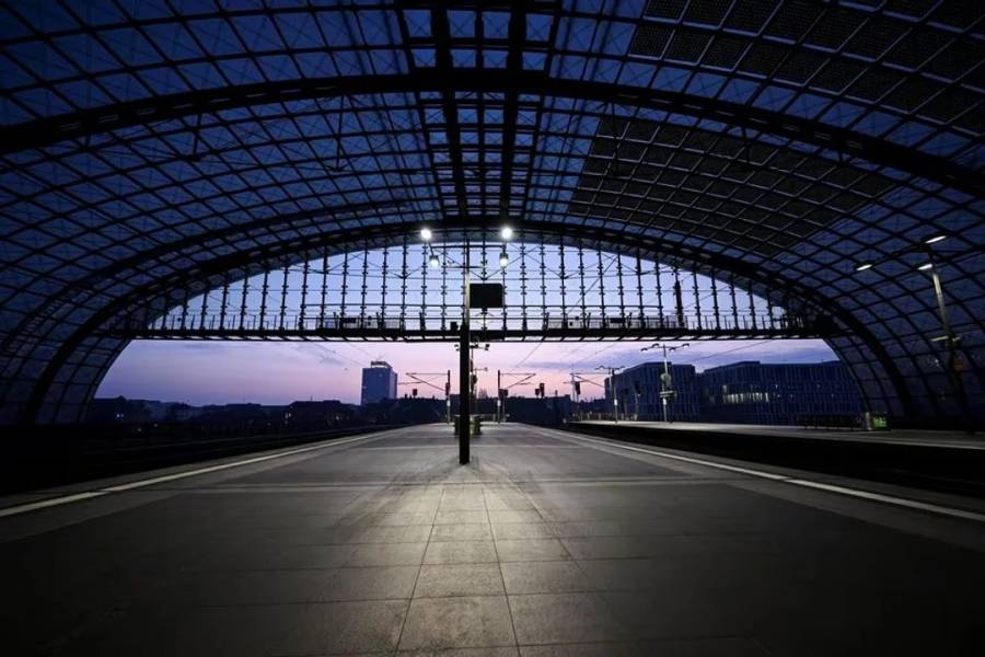 Una ola de huelgas golpeaba a los ferrocarriles y aeropuertos alemanes