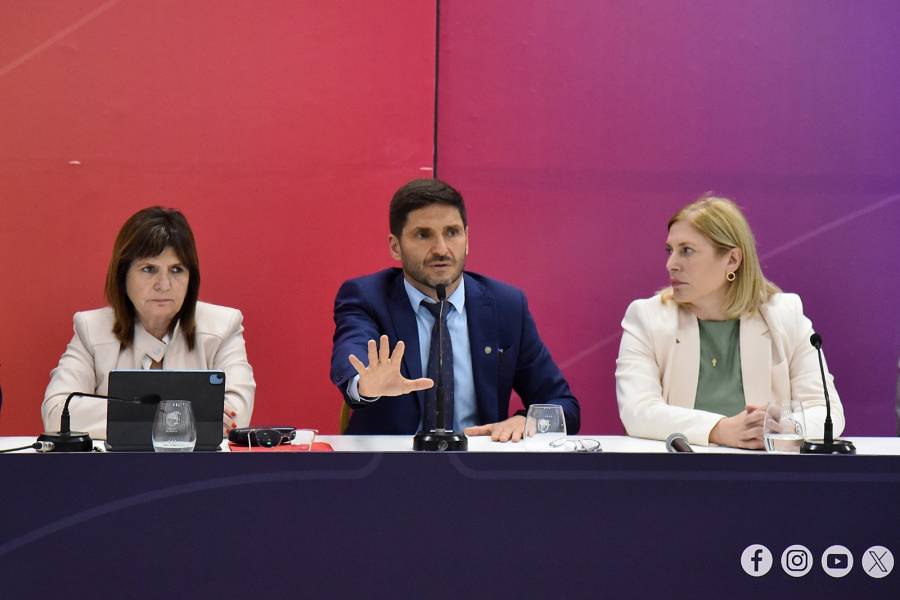 Pullaro: “Hay una determinación inquebrantable de terminar con las mafias en la provincia de Santa Fe” 