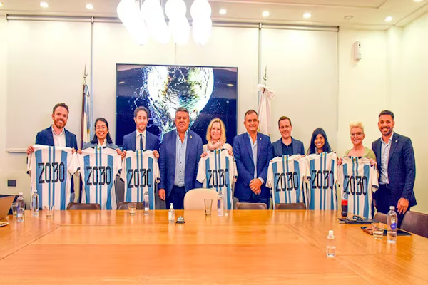 Mundial 2030: comitiva de la FIFA inspeccionó estadios argentinos