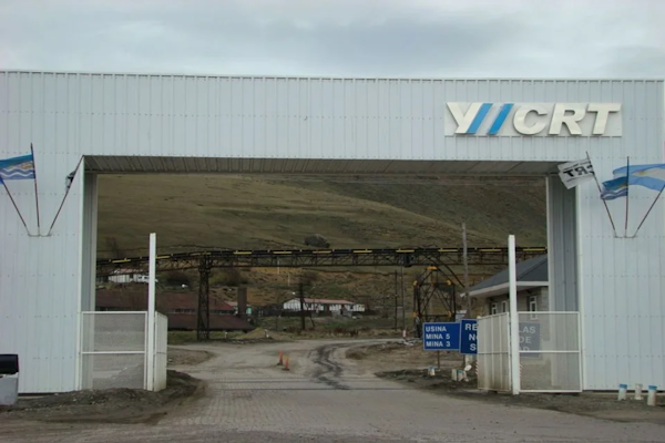 La Coalición Cívica mostró un proyecto para privatizar 25 empresas del Estado