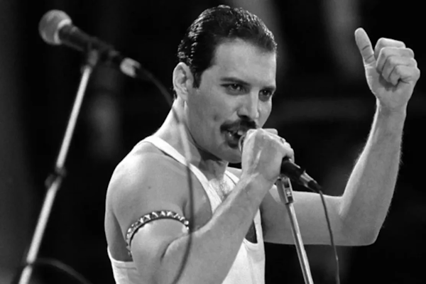 Ponen a la venta la mansión de Freddie Mercury