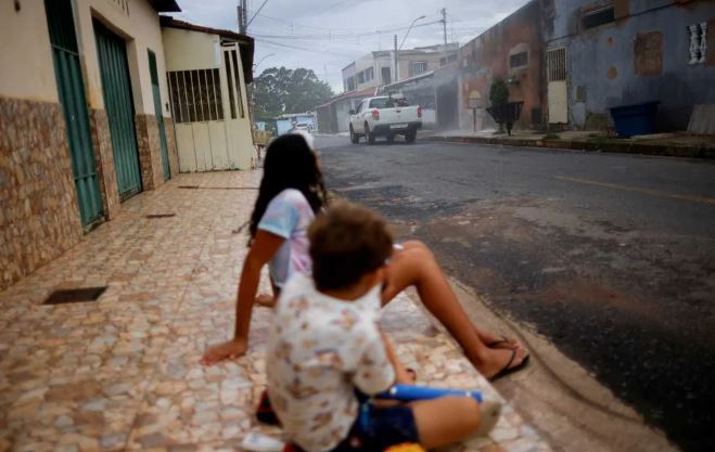 Brasil registraba más de 1,8 millones de casos probables de dengue