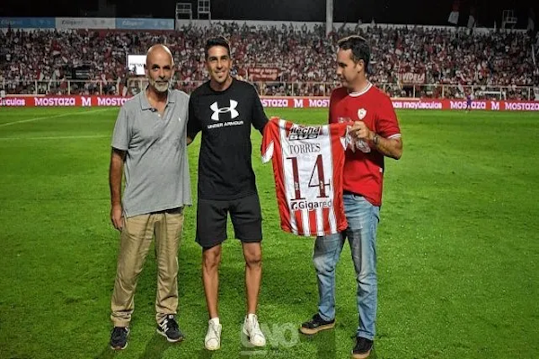  Unión tuvo un gran gesto con Memo Torres
