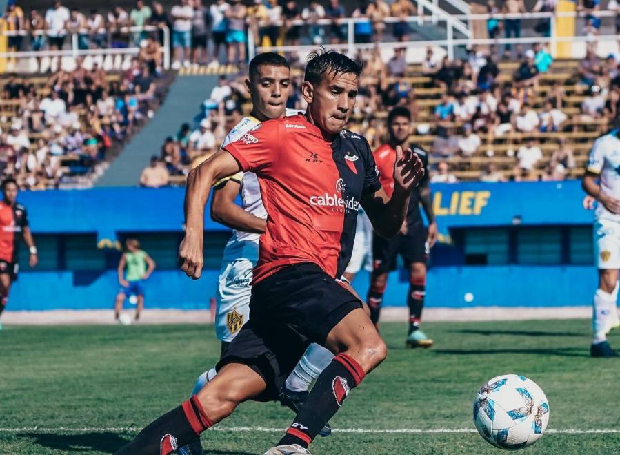 Colón defiende el invicto y la punta en su visita a Gimnasia de Mendoza