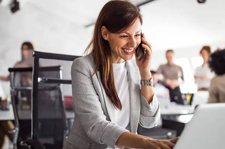Cómo ser feliz en el trabajo, según Harvard